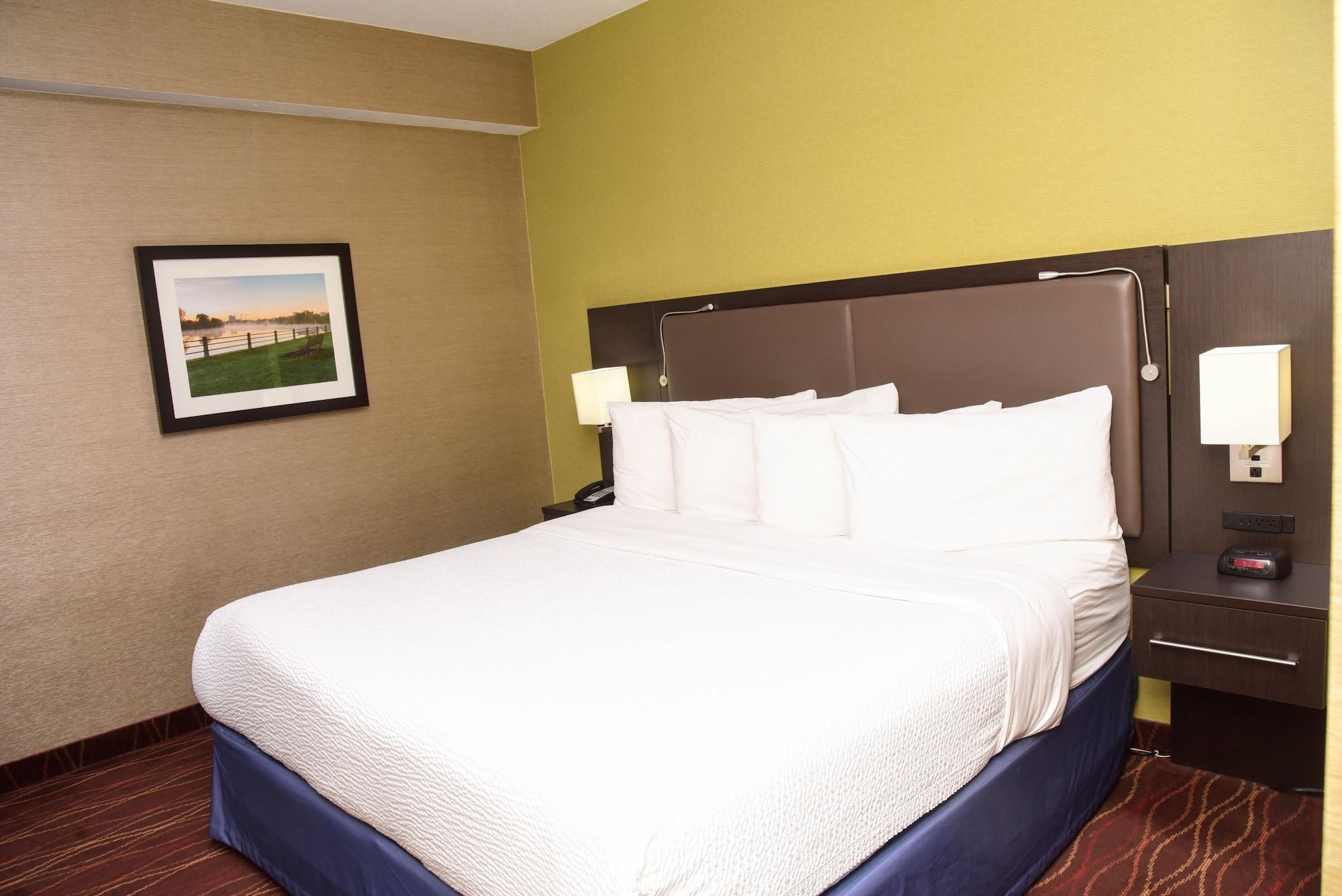 Days Inn By Wyndham Ottawa Exterior foto
