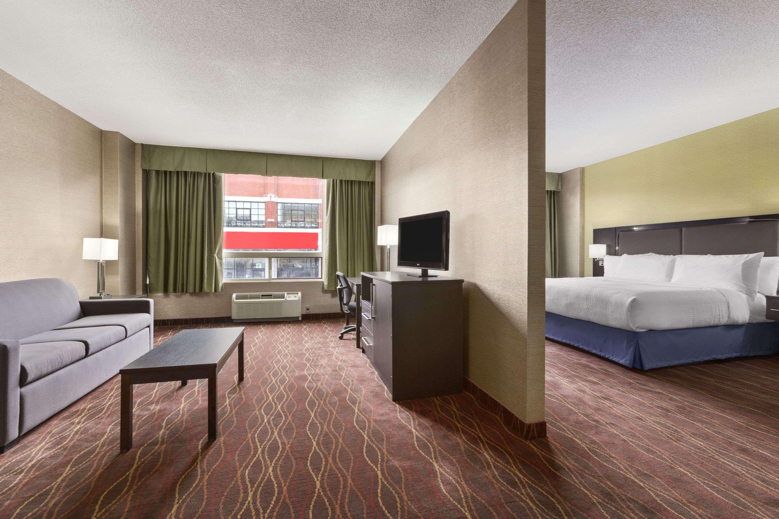 Days Inn By Wyndham Ottawa Exterior foto