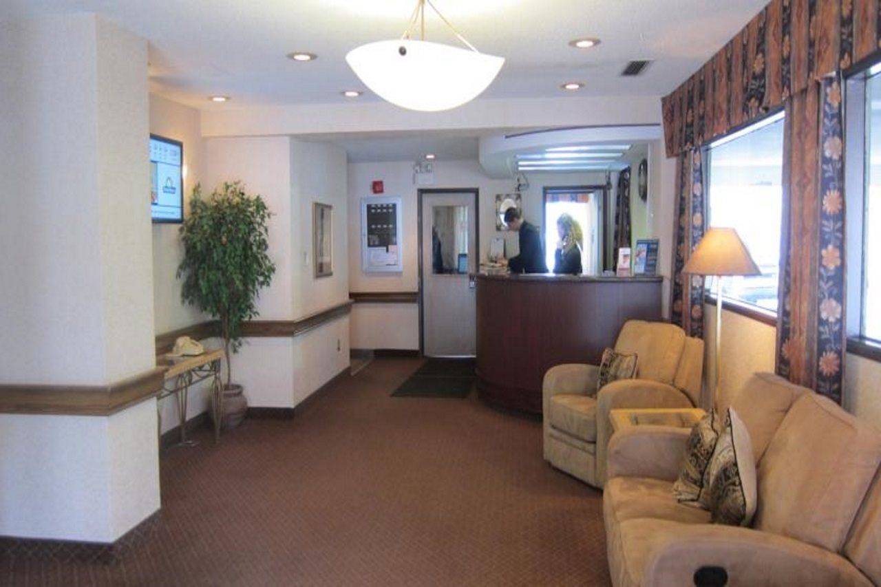Days Inn By Wyndham Ottawa Exterior foto